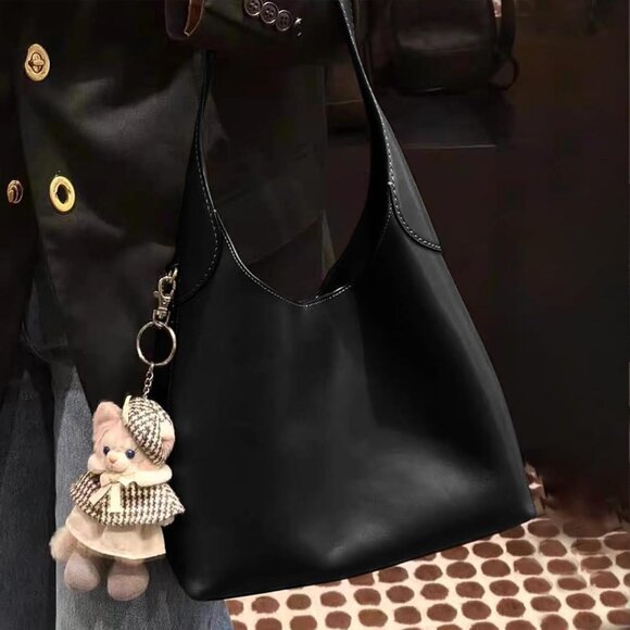 Chic Black Crossbody Bag for Women - Soft PU Leather Tote with Magnetic Closure - Picture 4 of 6